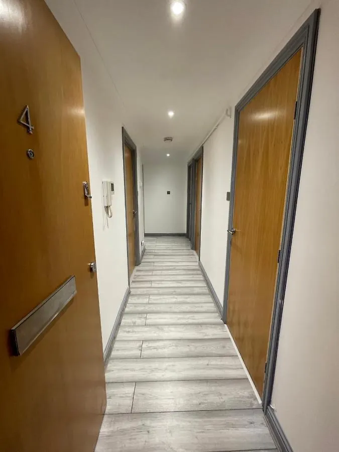The Shore Tower Place Edinburg 0*,