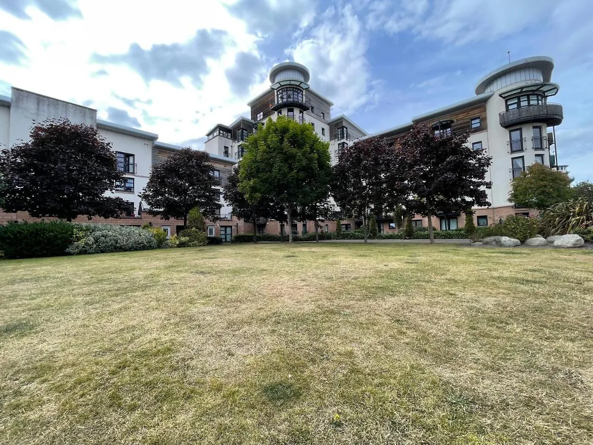 The Shore Tower Place Edinburg Storbritannien
